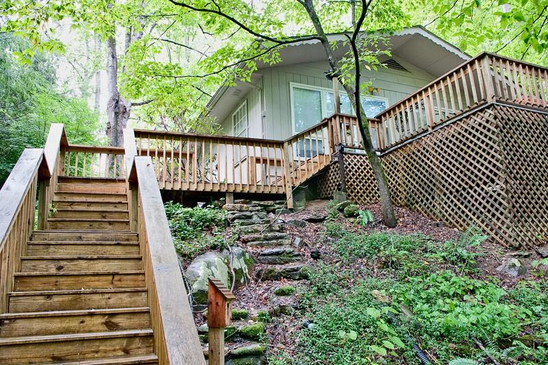 Stairs leading down to the streams and island